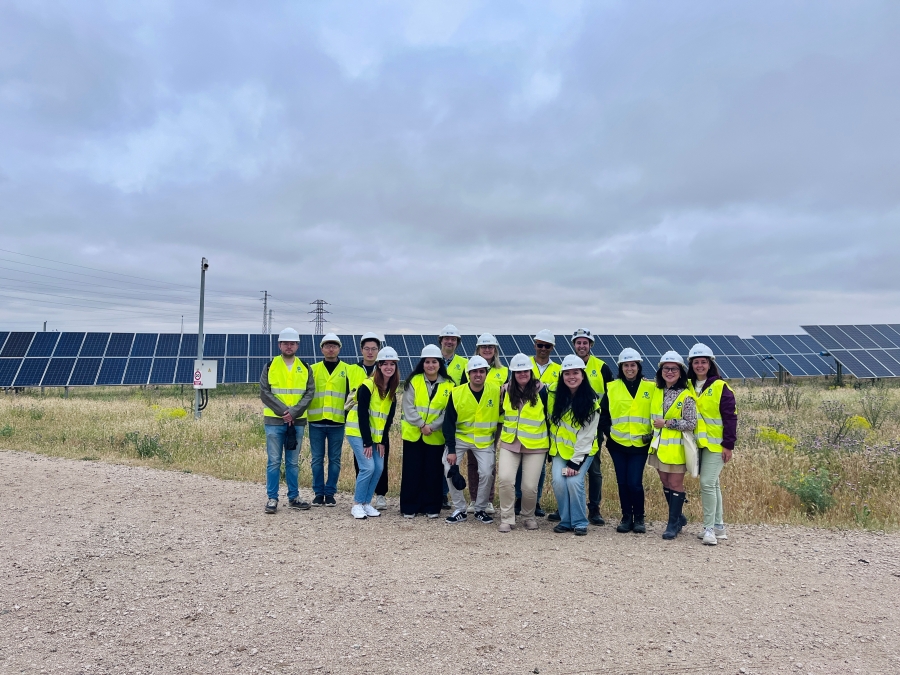 附图1：三峡欧洲公司成功在佩罗戈多电站举办企业开放日